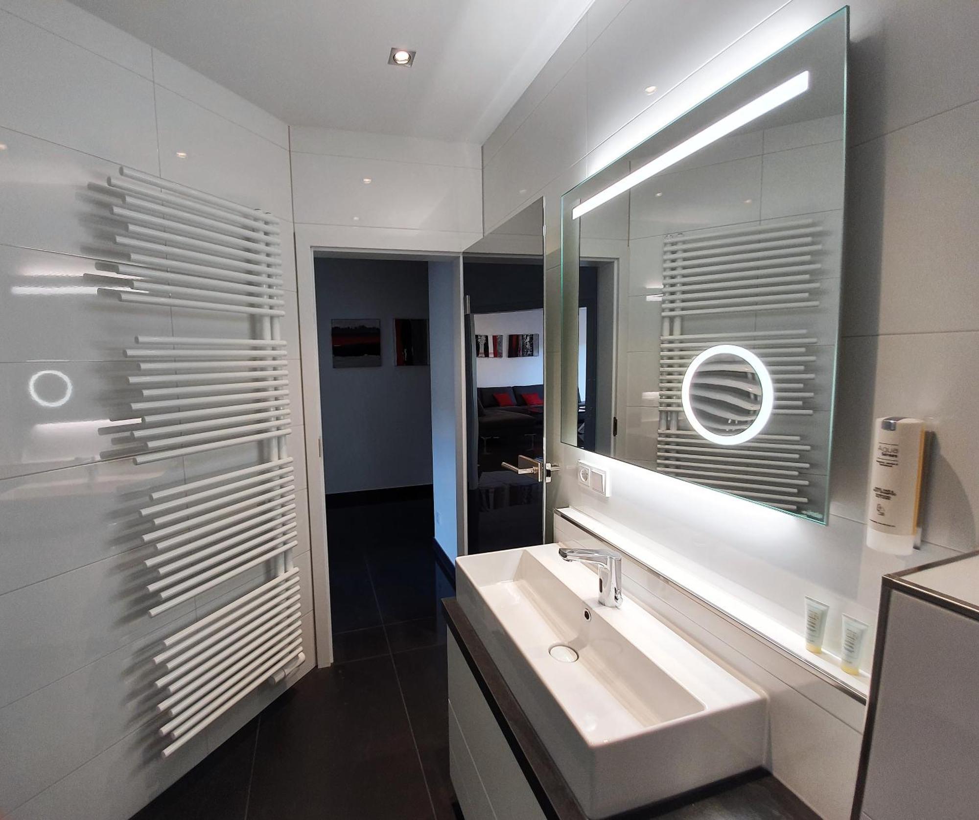 Ihr Ticket Ins Gruene - Topmoderne 5-Sterne-Ferienwohnung บาดครอยซ์นาค ภายนอก รูปภาพ